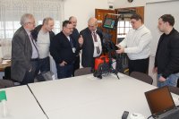 OKOndt Group's specialist demonstrates functions of the ultrasonic single rail flaw detector UDS2-77 to the customers from the Polskie Koleje Państwowe S.A.