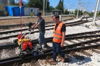 OKOndt GROUP's expert is supervising Turkish customer to operate the ultrasonic double rail flaw detector UDS2-73, August 2020