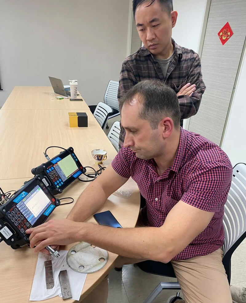 OKOndt GROUP specialist demonstrating SONOCON BL and EDDYCON CL portable flaw detectors to Po Quan specialists, Taiwan 2025