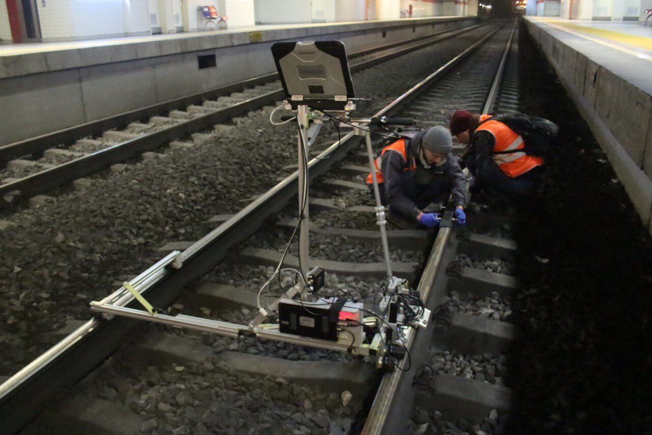 Proceso de la inspección en los carriles del metropolitano / Aplicación de ETS2-77 en los carriles del metropolitano