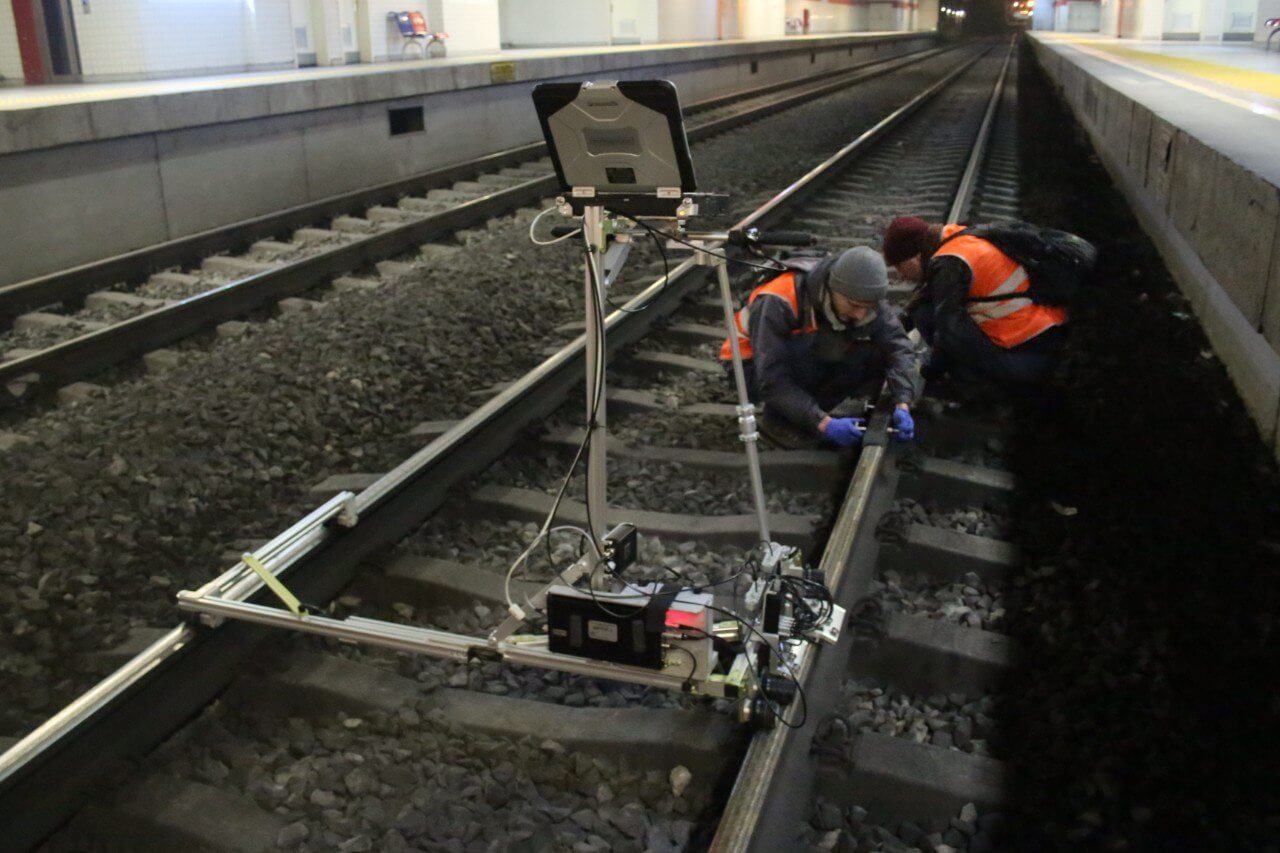 Proceso de la inspección en los carriles del metropolitano / Aplicación de ETS2-77 en los carriles del metropolitano 