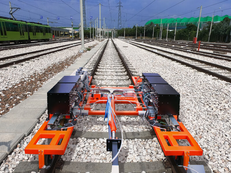 High-speed rails testing system OKOSCAN UT73HS