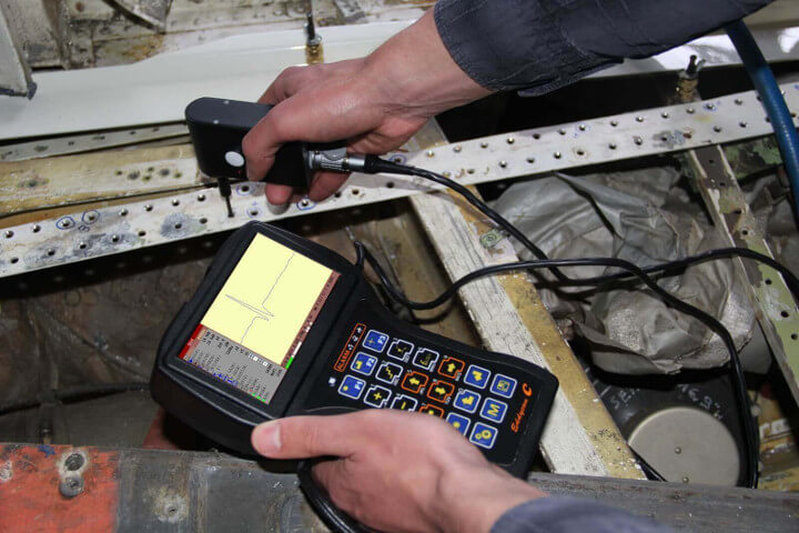 Application of the eddy current flaw detector EDDYCON C 